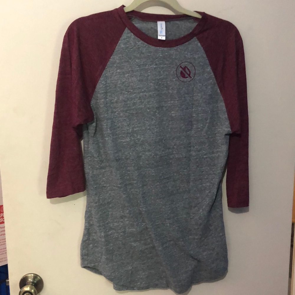 Baseball tee